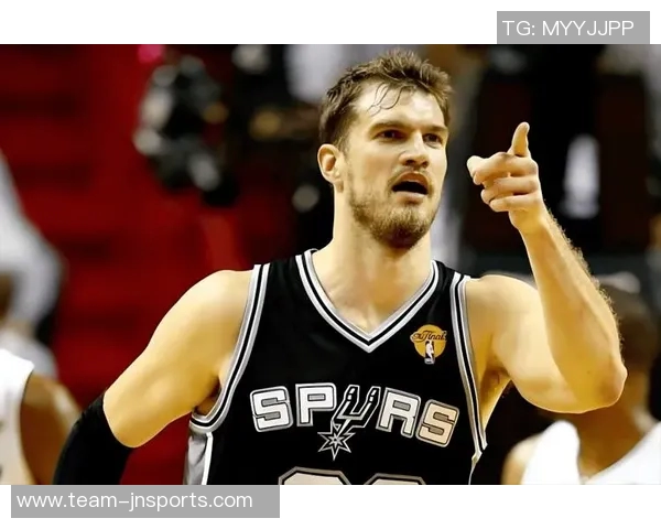 斯普利特深入解析轮换策略关注球员攻防反应与抢篮板表现